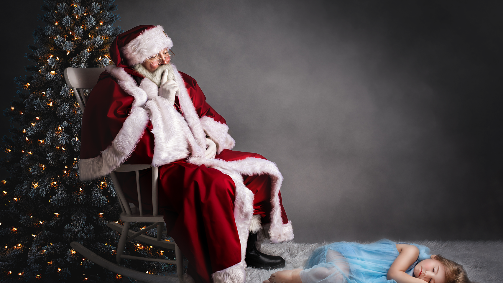 How to place your subject-Santa says shhhh!